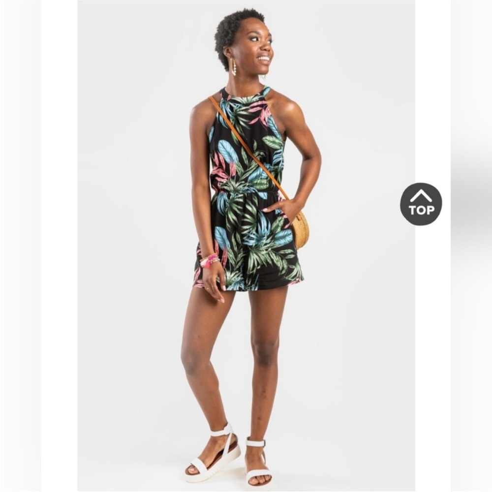 NWT Francesca's Blue Rain Patricia Vibrant Palm Leaf Romper Large